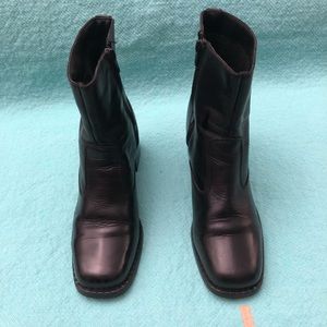 Leather Ankle black boots